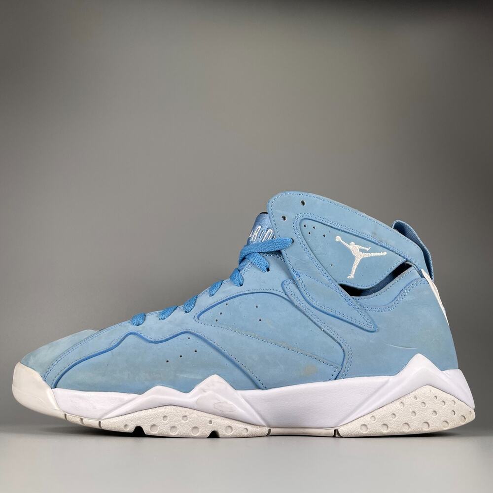 Nike Men's Air Jordan 7 Retro Men's 10.5 Pantone Light Blue Nubuck Shoe Sneakers